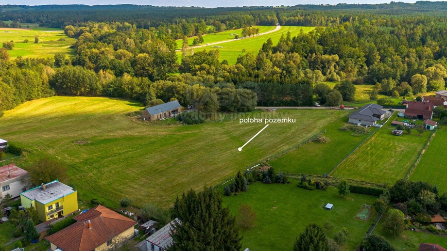 Prodej stavebního pozemku 4 251 m², Nová Ves
