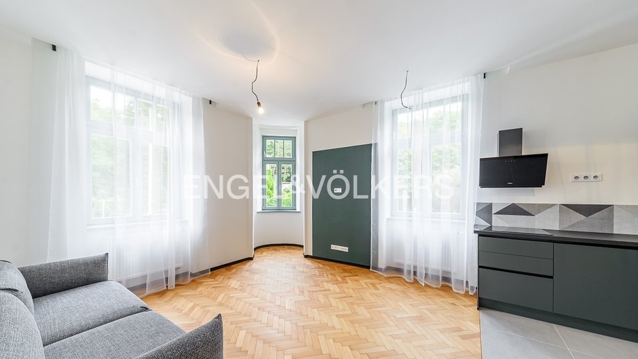 Prodej bytu 3+kk 59 m², Praha - Košíře