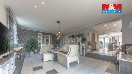 Prodej rodinného domu 495 m², Růžová