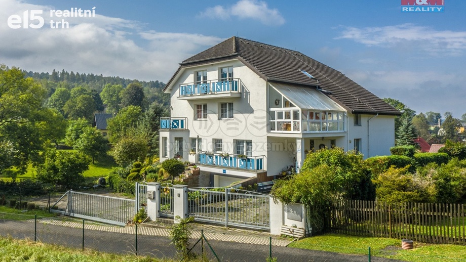 Prodej rodinné domy, 495 m² - Růžová