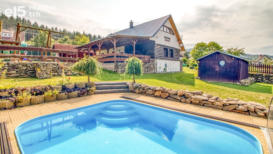 Prodej rodinné domy, 233 m² - Strašín