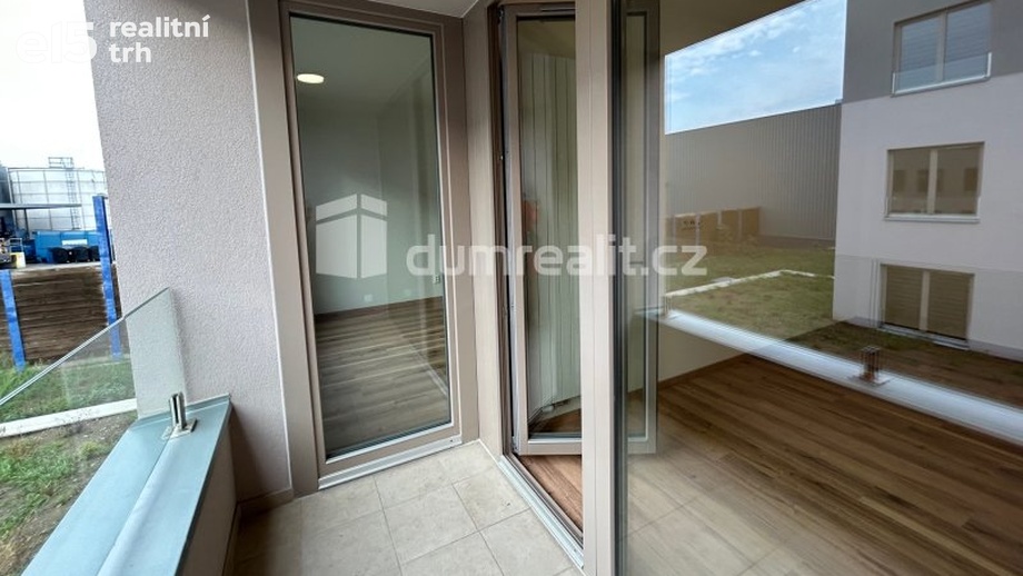 Pronájem byty 2+kk, 51 m² - Kolín II