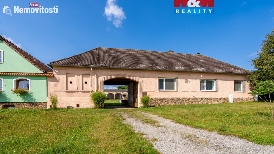 Prodej zemědělské usedlosti 250 m², Dříteň - Záblatí