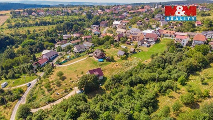 Prodej stavebního pozemku 1 046 m², Lhota