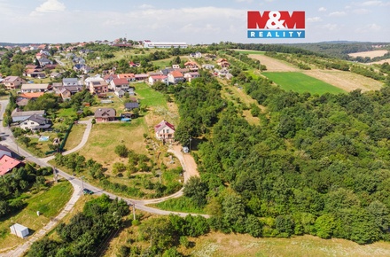 Prodej stavebního pozemku 1 046 m², Lhota