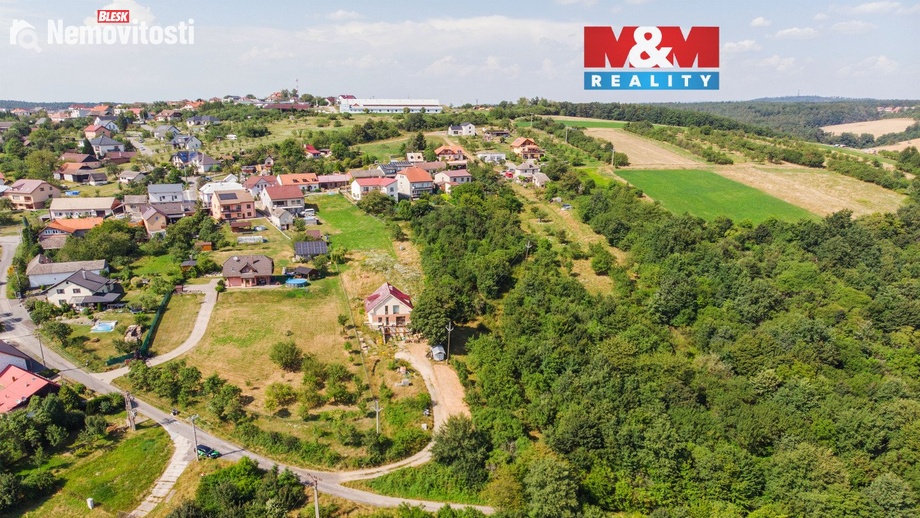 Prodej stavebního pozemku 1 046 m², Lhota