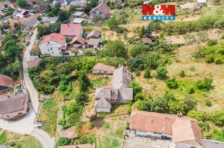 Prodej stavebního pozemku 377 m², Ořechov
