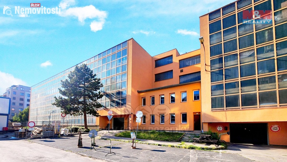 Pronájem garáže 18 m², Praha - Střížkov
