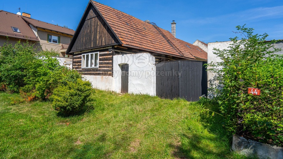 Prodej rodinného domu 165 m², Lužná