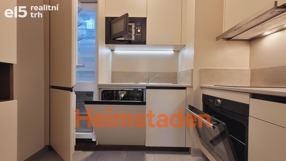 Pronájem byty 2+1, 55 m² - Plzeň - Jižní Předměstí