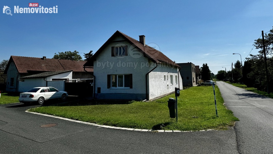 Prodej rodinného domu 88 m², Chleby