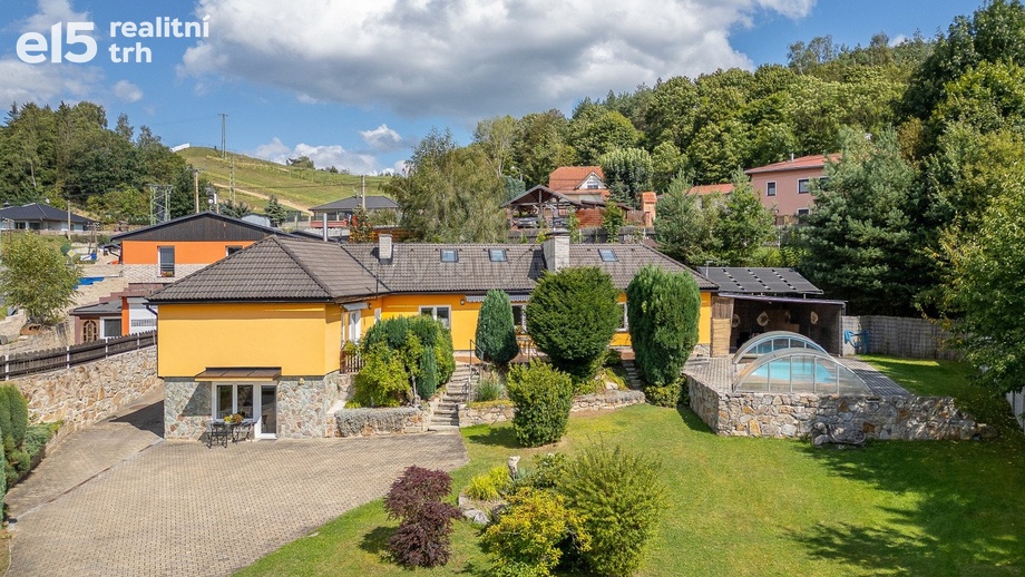 Prodej rodinné domy, 181 m² - Loket