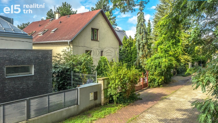 Prodej rodinné domy, 300 m² - Praha