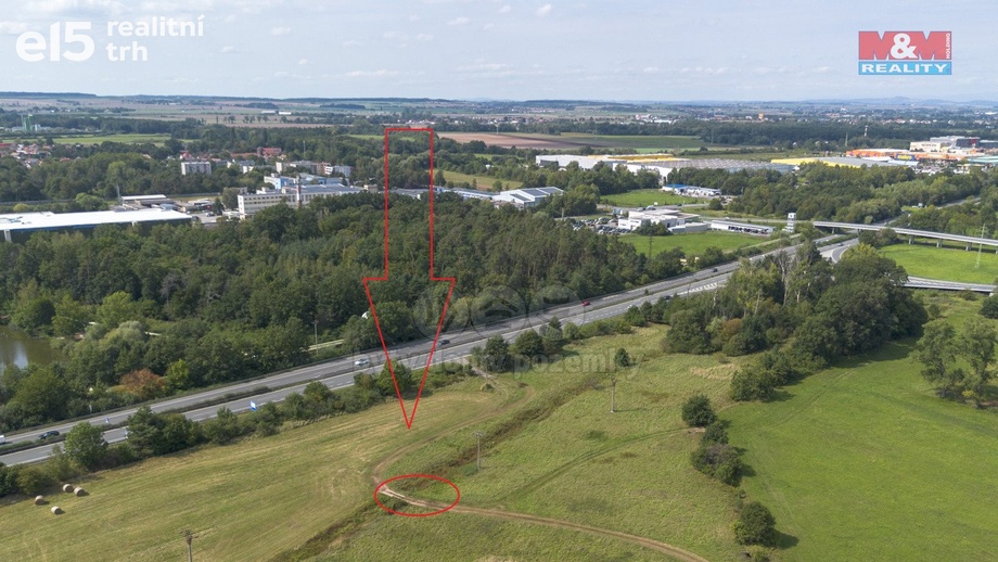 Prodej louky 20 182 m², Hradec Králové