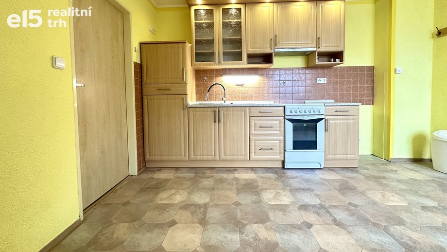 Pronájem byty 2+kk, 58 m² - Studánka