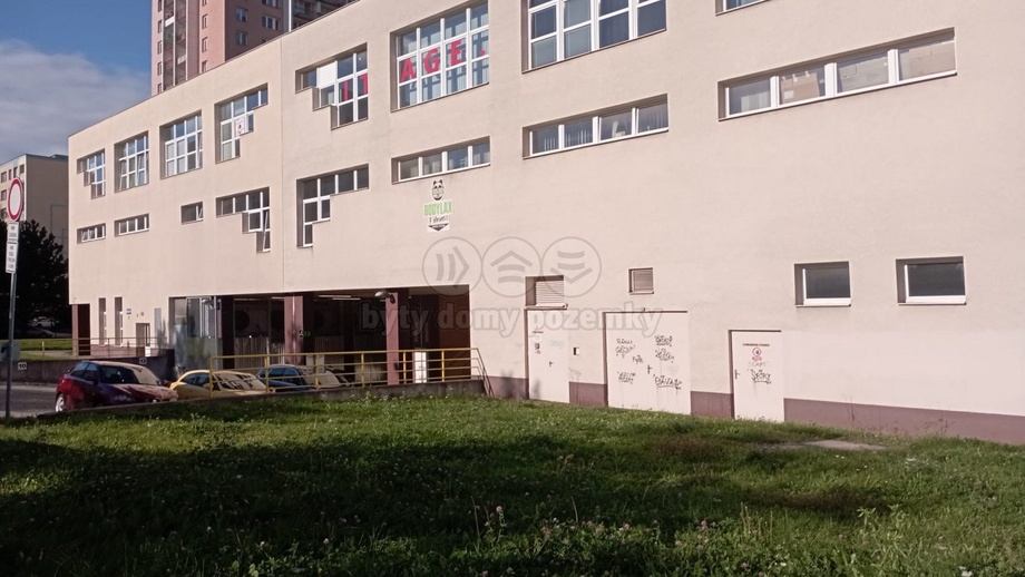 Pronájem obchodní prostory, 1 200 m² - Ostrava - Bělský Les