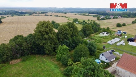Prodej stavebního pozemku 1 795 m², Bystřice