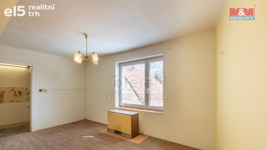 Prodej byty 1+kk, 37 m² - Čistá