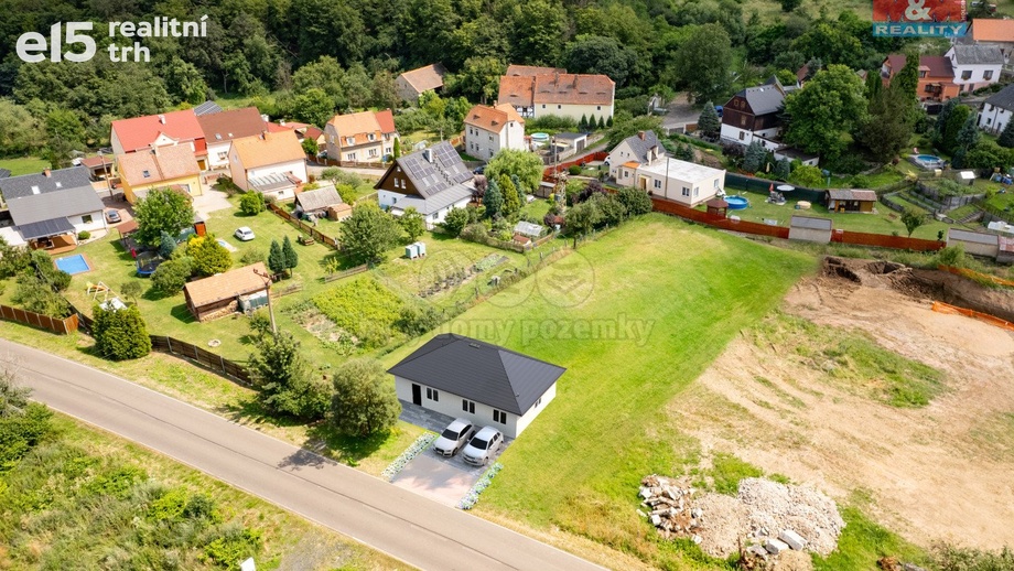Prodej pozemky pro bydlení, 1 596 m² - Bžany - Mošnov