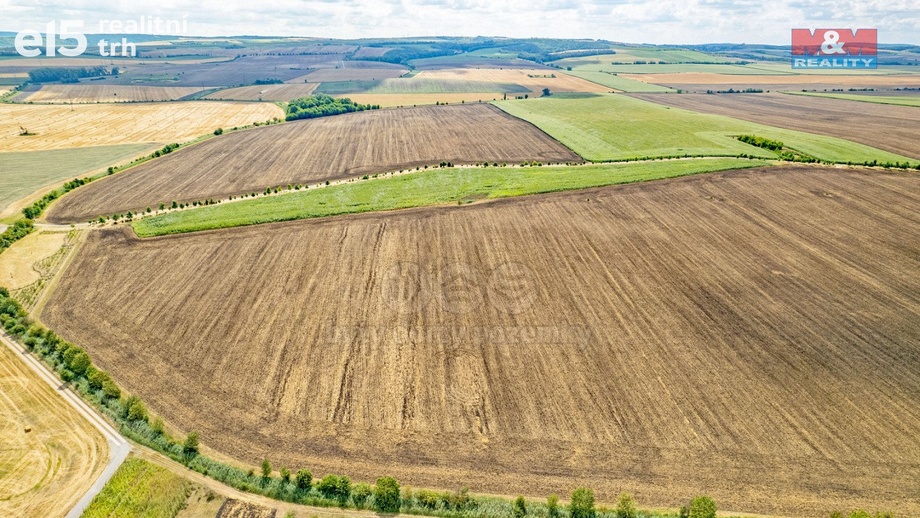 Prodej zemědělská půda, 25 490 m² - Žatčany