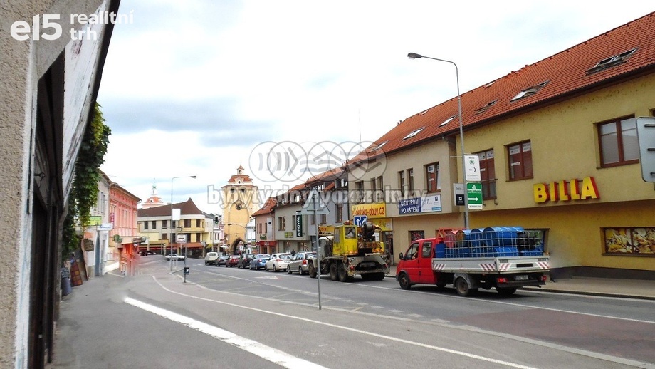 Pronájem kanceláře, 75 m² - Beroun