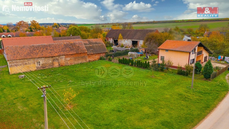 Prodej stavebního pozemku 1 228 m², Přehýšov