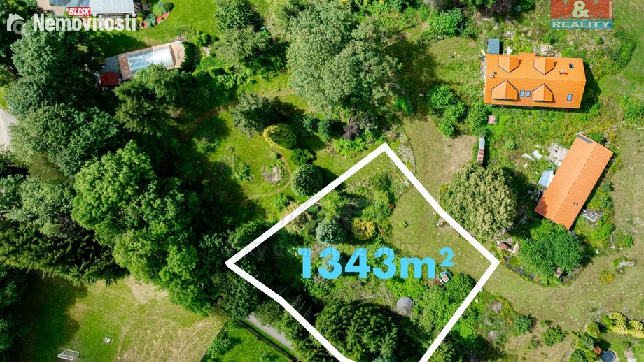Prodej stavebního pozemku 1 343 m², Zbinohy