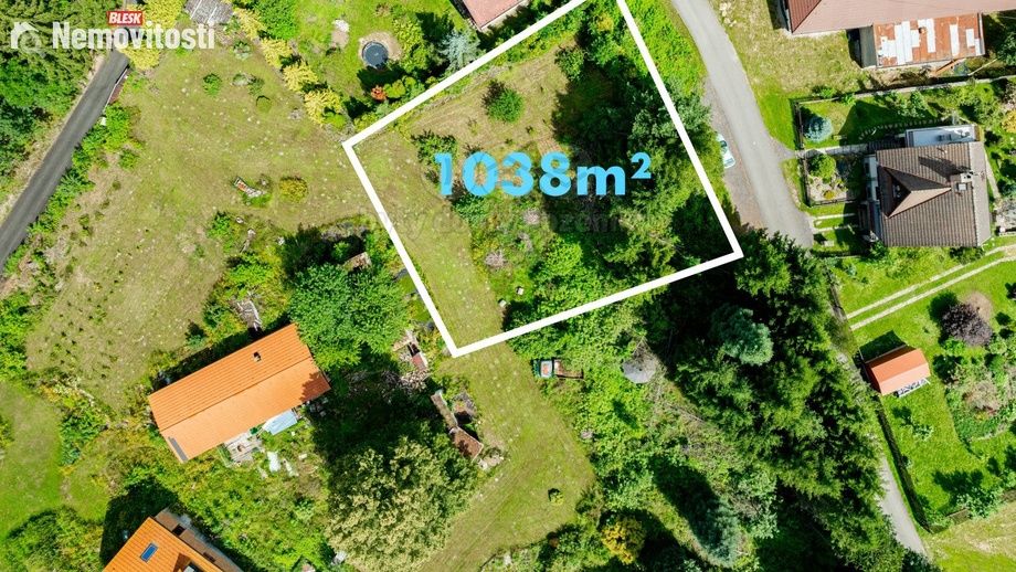 Prodej stavebního pozemku 1 038 m², Zbinohy
