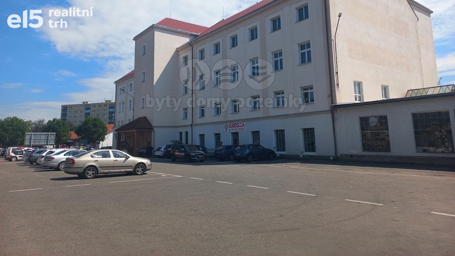 Pronájem kanceláře, 52 m² - Chrudim III