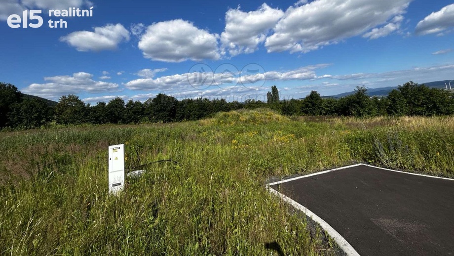 Prodej stavebního pozemku 2 028 m², Krupka - Unčín