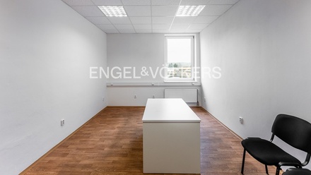 Pronájem kanceláře 20 m², Plzeň - Doubravka