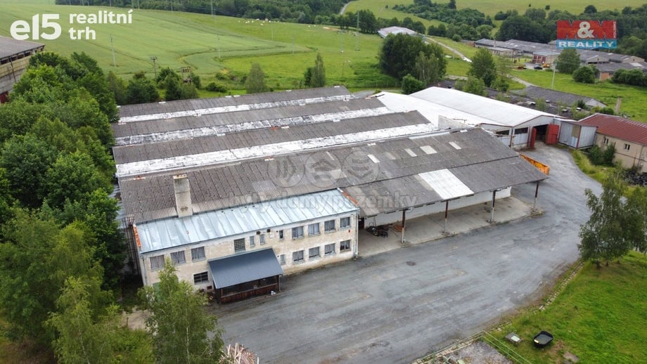 Prodej zemědělského objektu 1 200 m², Horní Loděnice