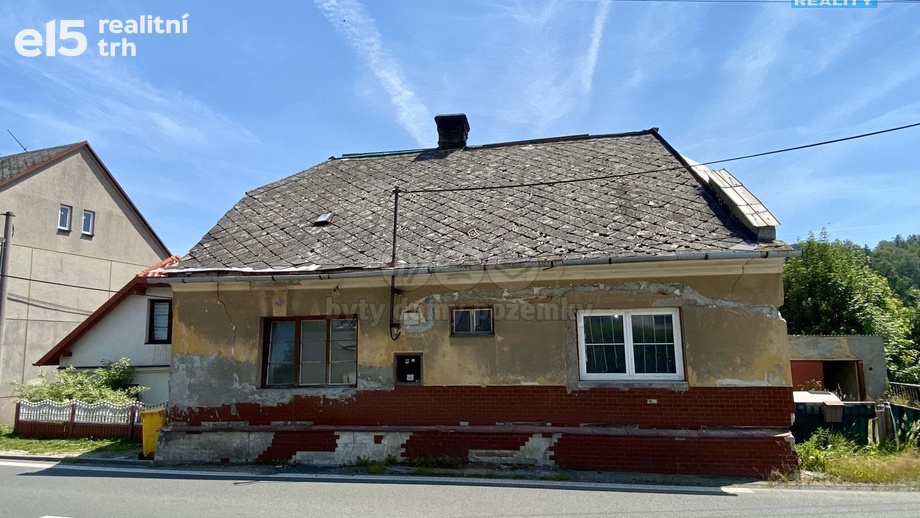 Prodej rodinné domy, 180 m² - Dvorce