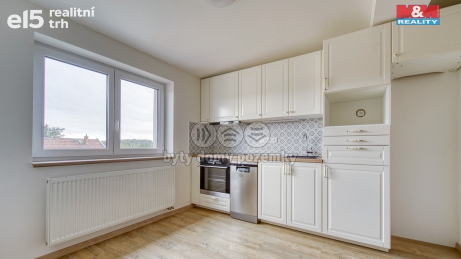 Pronájem byty 2+kk, 55 m² - Dobřany