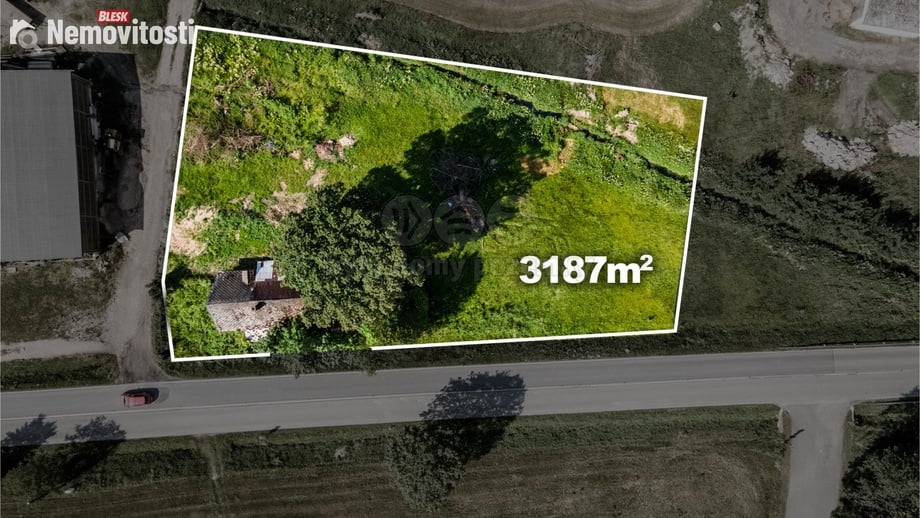 Prodej komerčního pozemku 3 187 m², Líšnice
