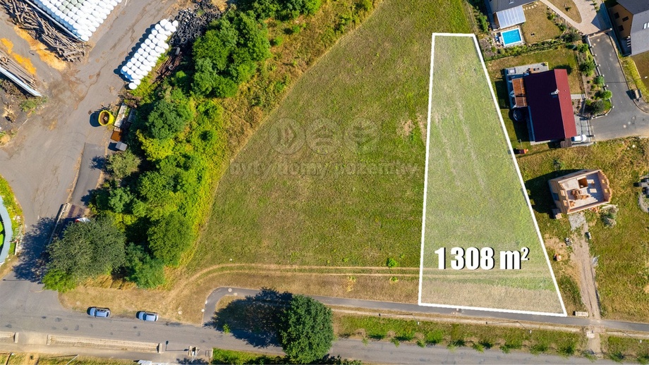Prodej stavebního pozemku 1 308 m², Malšovice