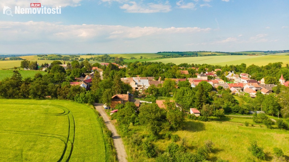 Prodej stavebního pozemku 734 m², Prasklice