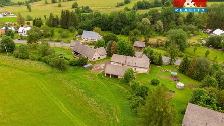 Prodej stavebního pozemku 1 442 m², Vápenná