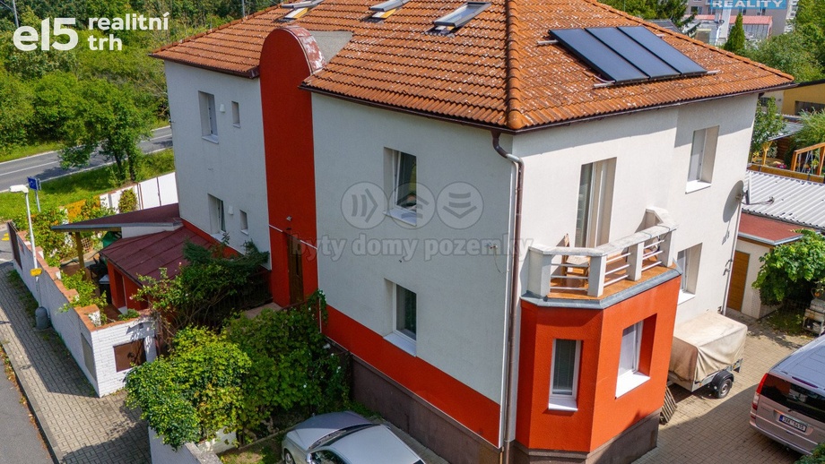 Prodej rodinné domy, 450 m² - Praha - Hostavice