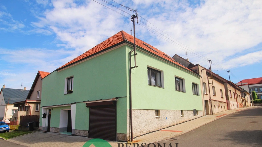 Prodej rodinného domu 160 m², Kamenné Žehrovice