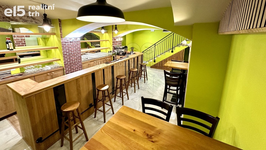 Prodej obchodní prostory, 72 m² - Praha