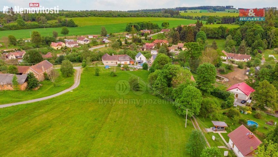 Prodej stavebního pozemku 1 438 m², Skřípov