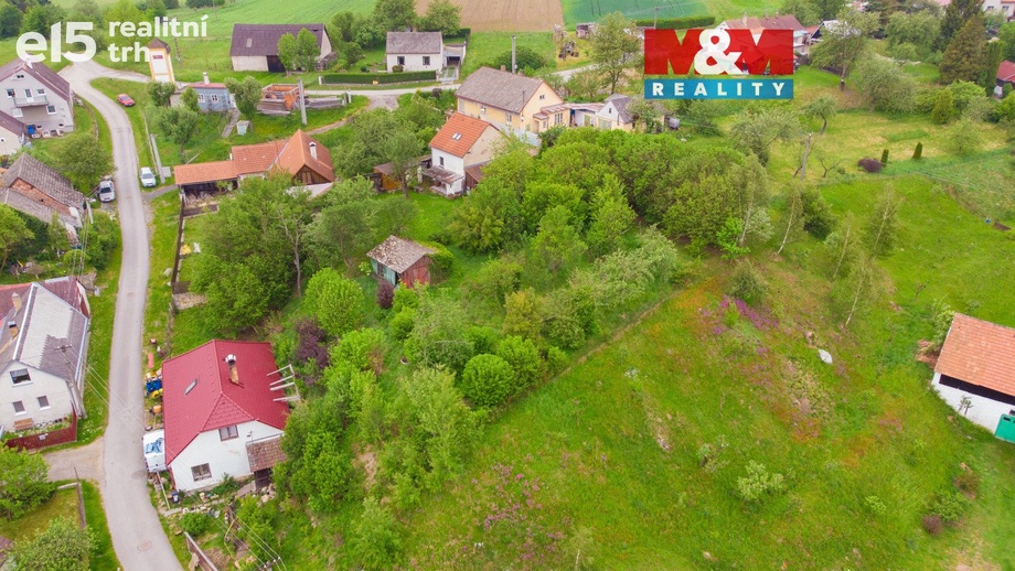 Prodej stavebního pozemku 987 m², Strmilov