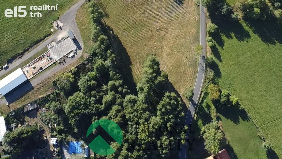 Prodej specifického pozemku 12 246 m², Hrobčice - Mukov