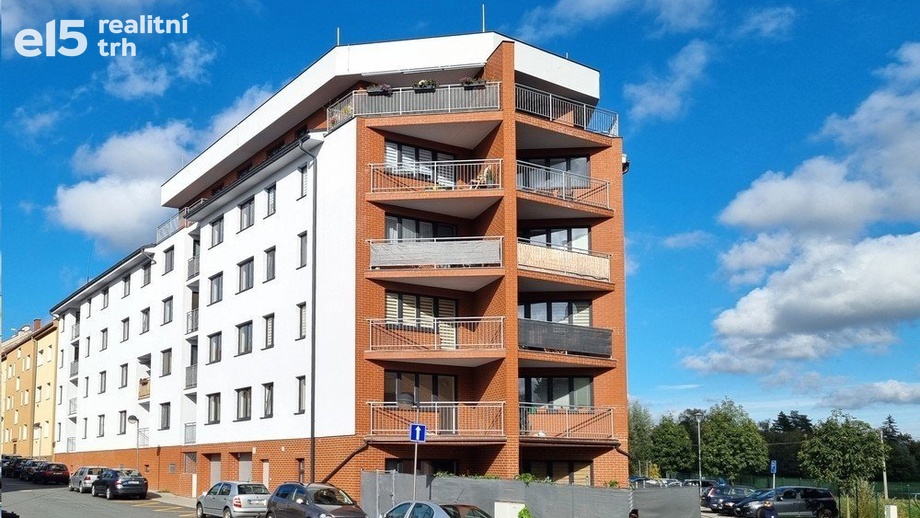 Prodej byty 2+kk, 47 m² - Hranice I-Město