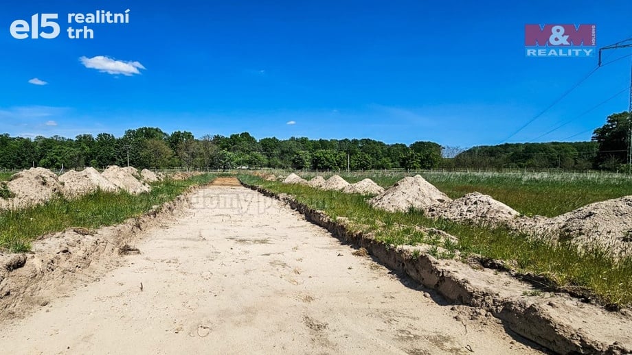 Prodej pozemky pro bydlení, 741 m² - Valy