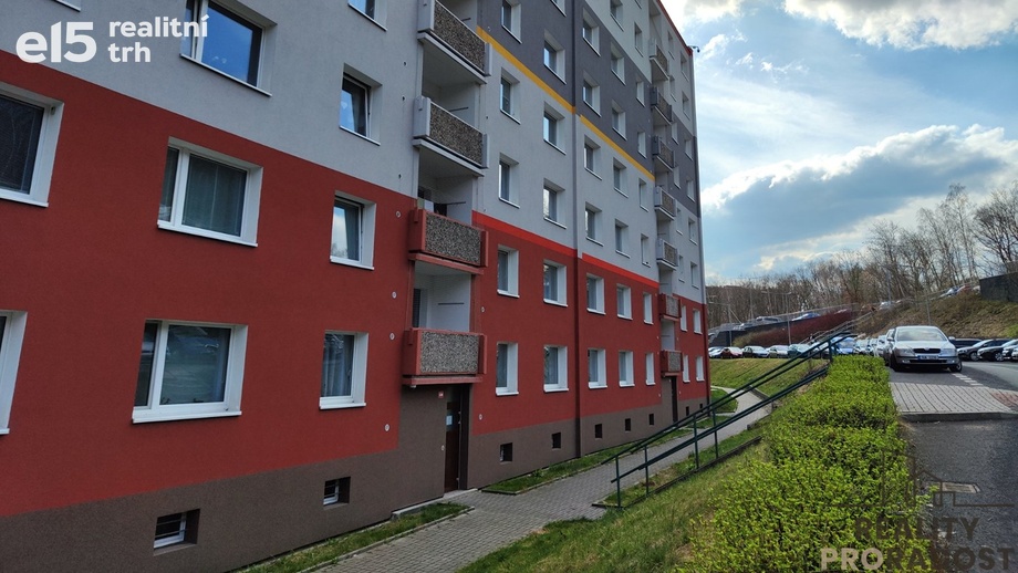 Pronájem byty 2+1, 59 m² - Chomutov