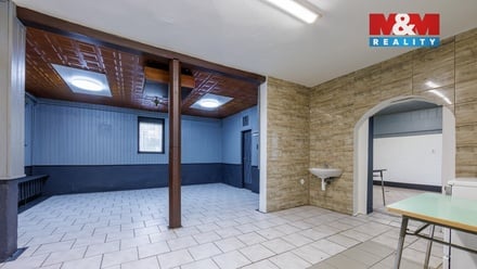 Prodej obchodního prostoru 121 m², Habartov