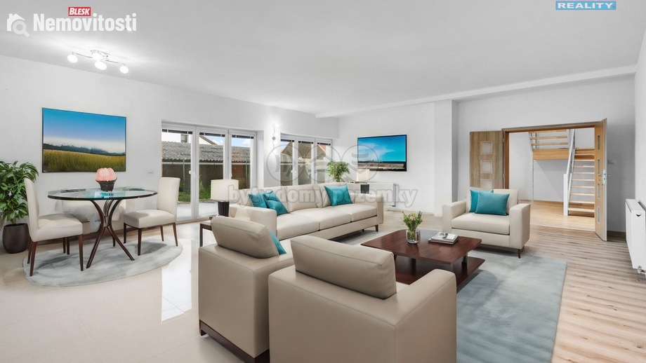 Prodej rodinného domu 276 m², Rabakov