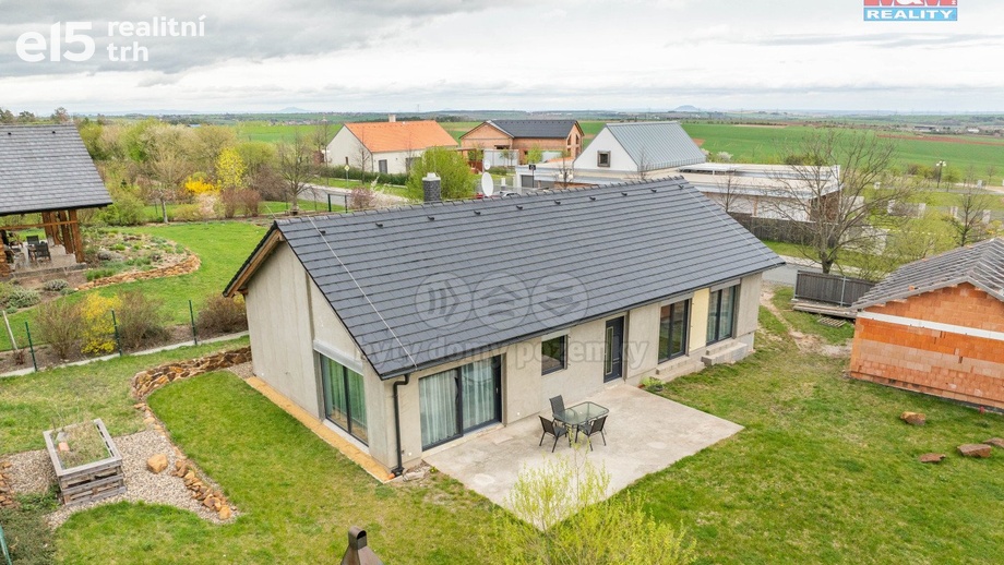 Prodej rodinné domy, 137 m² - Zichovec